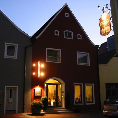 Stadt-Gut-Hotel Altstadt-Hotel Stern Neumarkt in der Oberpfalz Buitenkant foto